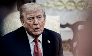 Trump anuncia arancel global del 10 % tras fallo adverso de la Corte Suprema de EEUU Corte Suprema de EEUU invalida aranceles y Trump responde con nueva tarifa global