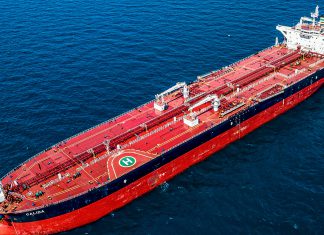 EEUU obligado a comprar petróleo ruso ante cierre de Ormuz Mercado energético presiona a EEUU a permitir petróleo ruso sancionado