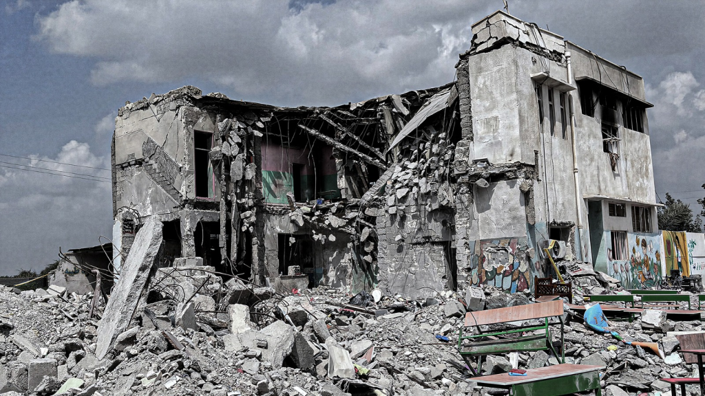 Investigación expone misiles Tomahawk de EEUU contra escuela iraní provocando más de 160 muertos