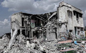 Investigación apunta a EEUU por masacre en escuela de Irán Investigación expone misiles Tomahawk de EEUU contra escuela iraní provocando más de 160 muertos