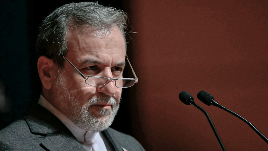 Araghchi: Sabemos que EEUU está conspirando contra nuestros sitios petroleros