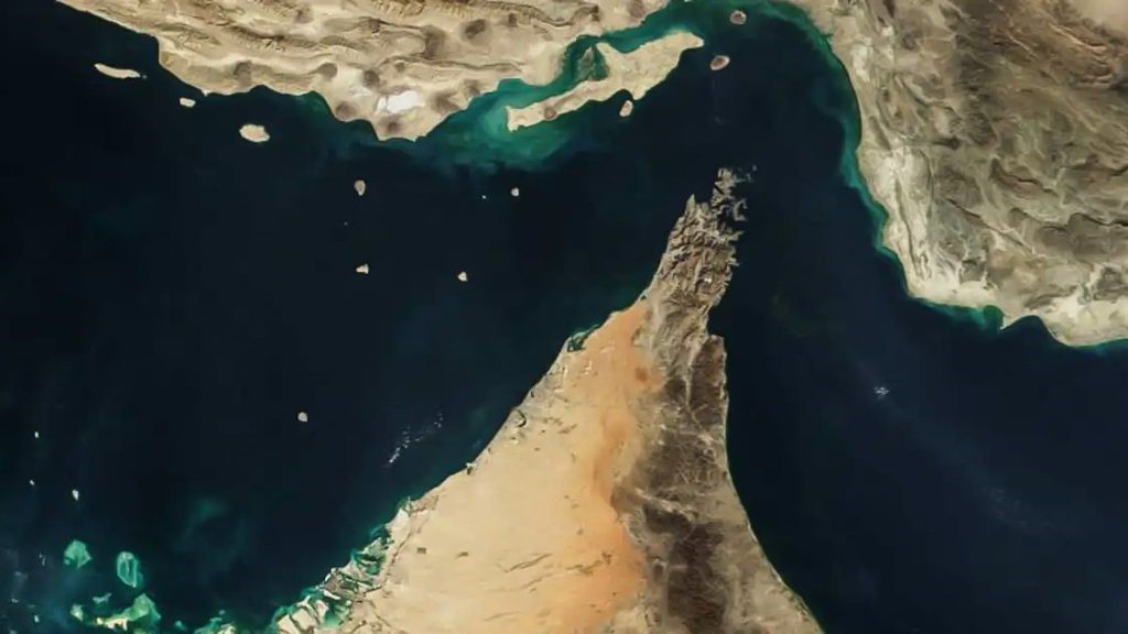 Teherán eleva el tono tras la ofensiva de Israel y EEUU