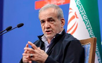 Irán insta a países vecinos a no ser instrumento del imperialismo El mandatario iraní exhortó a países vecinos a no ser parte de intereses ajenos a la región.