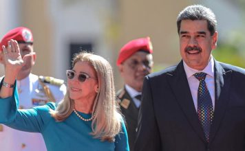 Maduro comparece ante tribunal de EEUU tras su secuestro Defensa de Maduro denuncia violaciones al debido proceso e inmunidad presidencial