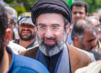 Nuevo líder supremo de Irán reta a EEUU: Ormuz seguirá bloqueado Teherán advierte que no renunciará a represalias tras los bombardeos de EEUU e Israel