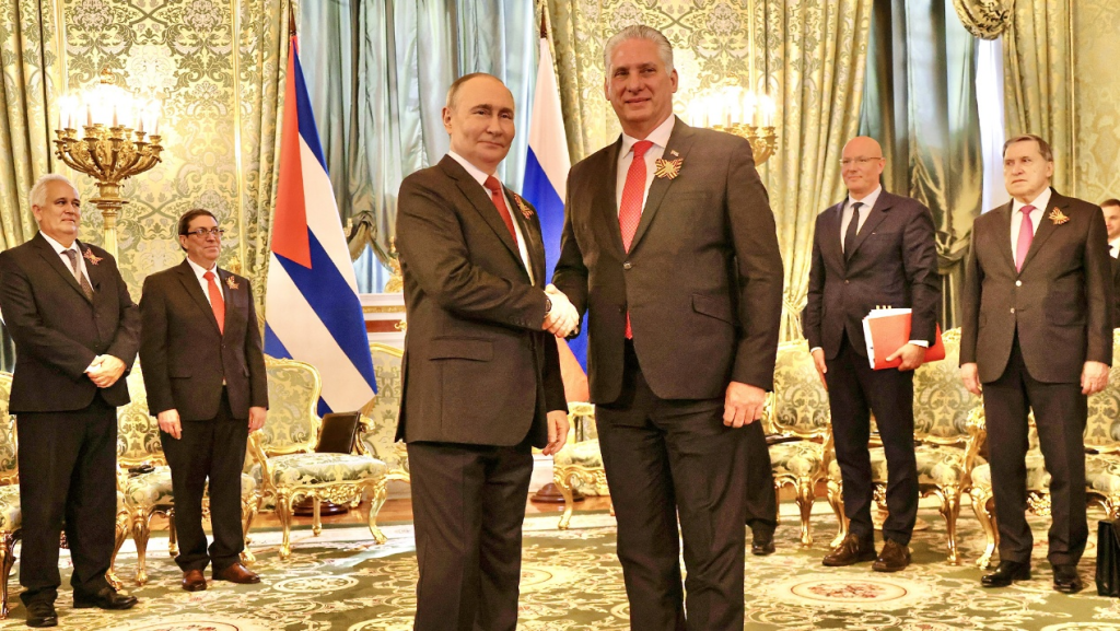 Mientras Washington intensifica medidas contra La Habana y eleva tensiones bilaterales, Rusia sostiene apoyo estratégico