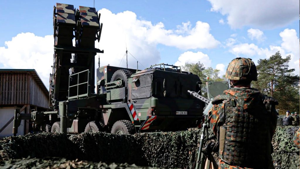 EEUU destina miles de millones a reabastecer misiles Patriot tras conflicto con Irán