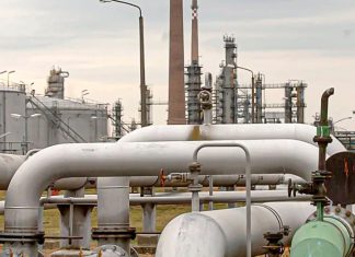 Hungría vuelve a recibir petróleo ruso a través de Druzhba Moscú insiste en que el petróleo ruso sigue siendo clave para aliviar la crisis energética europea