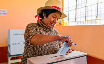 Perú se encamina a elecciones claves en medio de crisis política Perú vota en medio de fragmentación y récord de candidatos