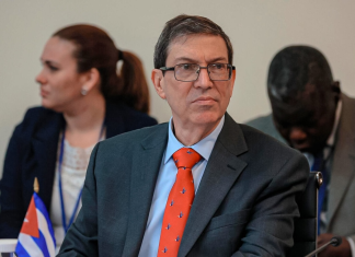 Cuba cuestiona supuesto ofrecimiento de ayuda humanitaria de EEUU Bruno Rodríguez cuestionó las intenciones de Washington y pidió el levantamiento de las restricciones económicas contra Cuba