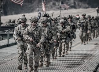 EEUU repliega tropas de Alemania y tensiona a la OTAN Alemania y la OTAN llaman a reforzar la defensa europea ante un giro estratégico de EEUU