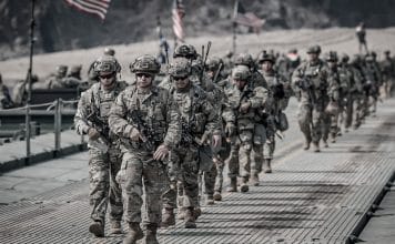 EEUU repliega tropas de Alemania y tensiona a la OTAN Alemania y la OTAN llaman a reforzar la defensa europea ante un giro estratégico de EEUU