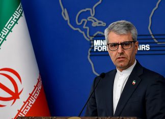 Irán acusa a EEUU de sabotear negociaciones sobre frenar la guerra La tensión en Ormuz dispara el precio del petróleo