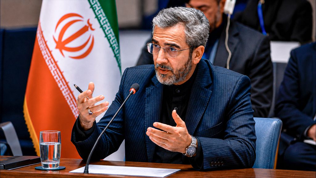 Ali Baqeri Kani acusa a Washington de sabotear la paz mediante presión y agresión