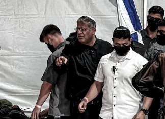 Israel maltrata y humilla a activistas que llevaban alimentos a Gaza Itamar Ben Gvir, recibe rechazo internacional por violación a derechos humanos de activistas de Flotilla Sumud