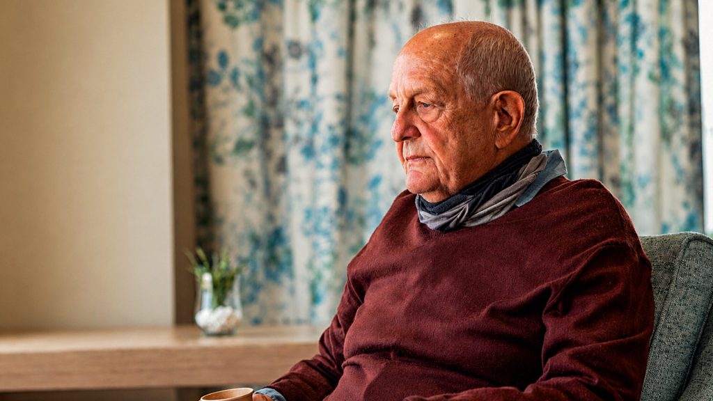 El partido del canciller Merz, propone que los ancianos usen el valor de sus viviendas antes de recibir ayuda estatal