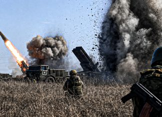 Rusia anuncia ofensiva sistemática contra infraestructura militar en Kiev Cancillería rusa advierte a diplomáticos y extranjeros abandonar Kiev ante nuevos ataques de represalia