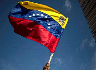Venezuela anuncia reestructuración de deuda Caracas atribuye crisis financiera al impacto de las sanciones