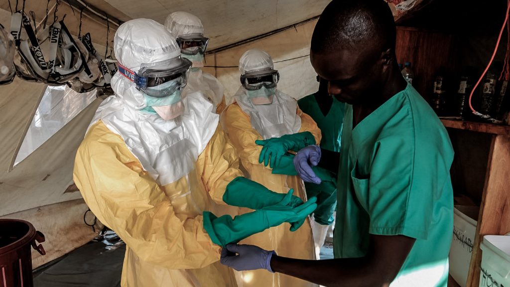 OMS declara emergencia sanitaria mundial por brote de ébola en Congo y Uganda