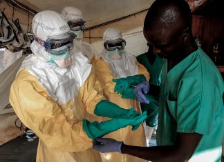OMS reporta más de 500 casos sospechosos de ébola en África OMS declara emergencia sanitaria mundial por brote de ébola en Congo y Uganda