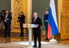 Rusia decreta alto el fuego por Día de la Victoria Presidente de Rusia, Vladímir Putin decretó una tregua temporal con Ucrania