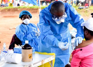 Alerta sanitaria en África: el ébola avanza y preocupa por su rápida propagación La inseguridad y los conflictos armados dificultan la contención del brote