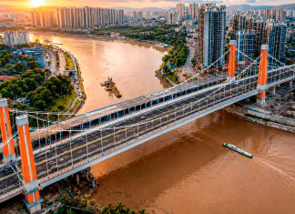 China impulsa modernización logística con gigantesca vía fluvial en el río Yangtsé La nueva obra de China apuesta por la conectividad fluvial