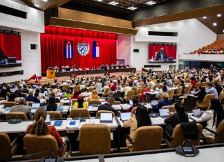 Cuba impulsa 176 reformas para fortalecer su economía ante el bloqueo de EEUU Gobierno cubano defiende cambios como una estrategia para preservar el modelo socialista y proteger a la población