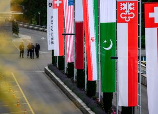 Irán y EEUU abren en Suiza un diálogo directo para poner fin a la guerra Teherán advierte que el flujo energético de Oriente Medio seguirá bloqueado mientras Washington no cumpla sus compromisos