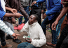 Sudáfrica expulsa a inmigrantes ante violencia xenófoba Inmigrantes en Sudáfrica han sido atacados y hostigados por grupos violentos