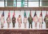 Alianzas militares elevan el riesgo de confrontación en Medio Oriente Arabia Saudita lidera una coalición de 14 países para proteger Bab el-Mandeb, mientras EE.UU. y Riad lanzan ataques conjuntos en Irak