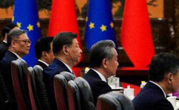 China responde a la Unión Europea con restricciones comerciales La medida prohíbe el suministro de bienes y tecnologías de doble uso a las compañías sancionadas
