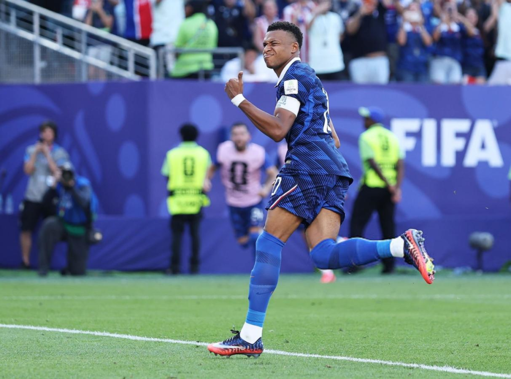 La selección francesa enfrentará a Marruecos, que llega tras eliminar con autoridad a Canadá