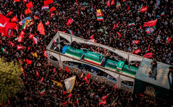 Irán inicia las ceremonias finales para despedir al ayatolá Alí Jameneí Irán despide al ayatolá Alí Jameneí con celebraciones masivas en Mashhad