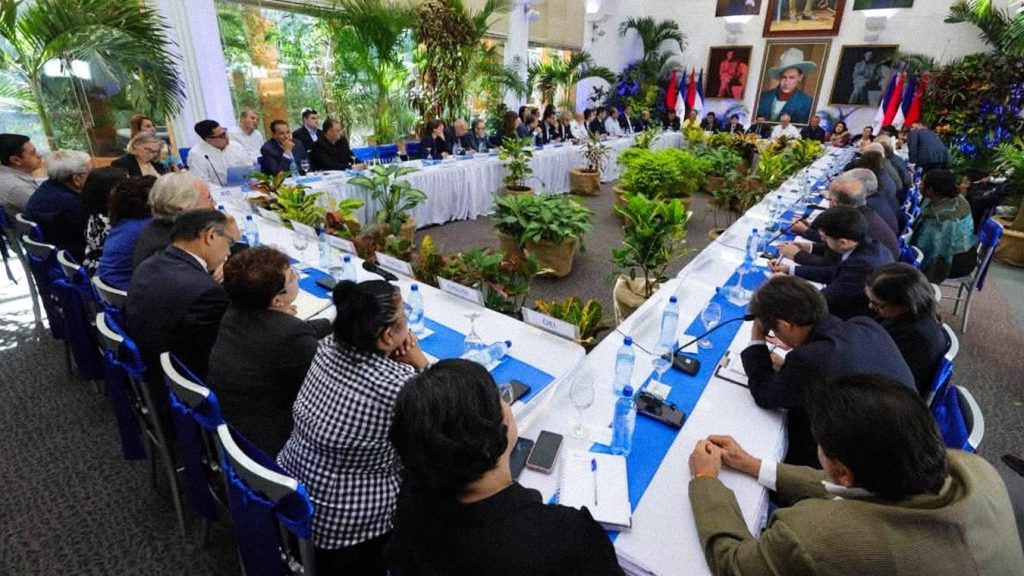 Reforma avanza hacia su aprobación en septiembre