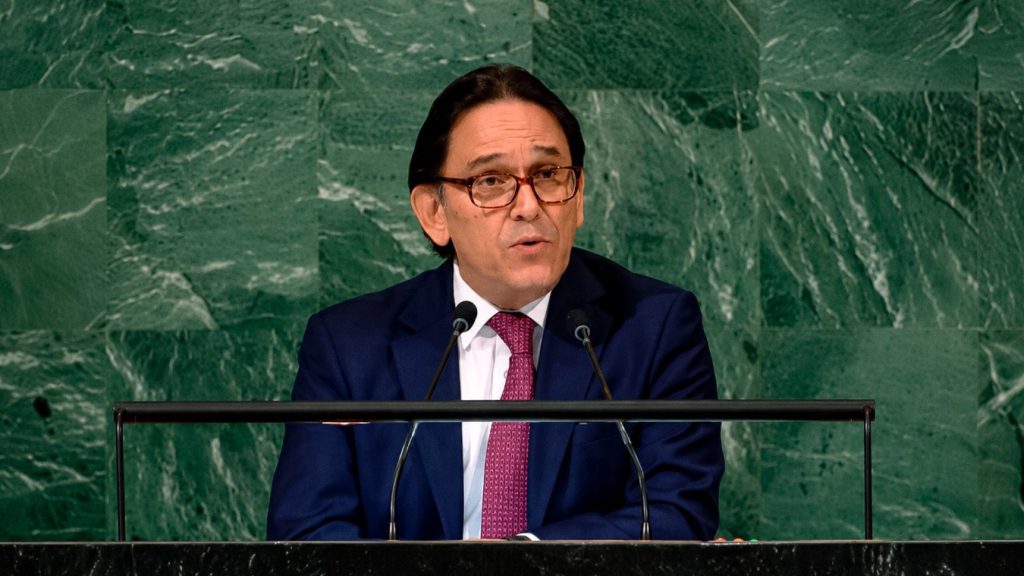 Denuncian impacto del bloqueo contra Cuba y alertan sobre amenazas militares