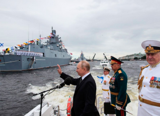 Putin asegura que la Armada rusa incrementó su poder estratégico Putin destaca que la preparación de los marinos mejora mediante entrenamiento especializado y experiencia en combate.