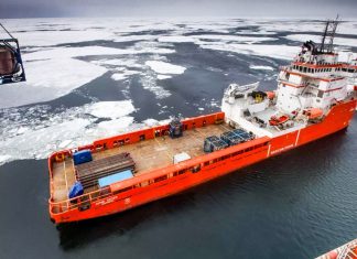 Rusia acelera envíos de petróleo por el Ártico y sostiene exportaciones récord El trayecto reduce los tiempos de entrega y evita las tensiones en el mar Rojo
