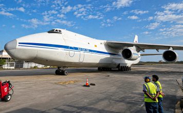 Rusia envía 25 toneladas de ayuda humanitaria a Venezuela tras los terremotos Venezuela recibió en el aeropuerto internacional Simón Bolívar un nuevo cargamento de ayuda humanitaria enviado por Rusia.