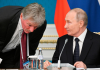 Rusia rechaza cualquier posible despliegue militar de la OTAN en Ucrania Peskov afirma que Rusia mantendrá los ataques contra envíos de armas a Kiev