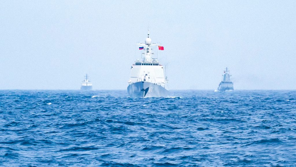 Rusia y China fortalecen su cooperación marítima