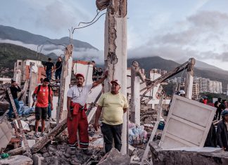 Venezuela actualiza balance tras terremotos El Gobierno mantiene desplegados los equipos de emergencia