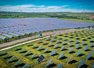 China llevará la energía no fósil al 50% de su generación eléctrica para 2030 La transición energética de China avanza mediante inversiones estratégicas, innovación tecnológica y una planificación orientada al desarrollo sostenible