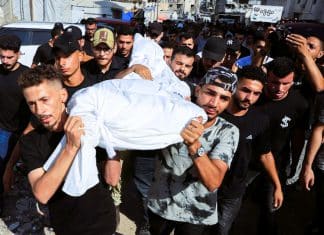 Israel intensifica ataques contra Gaza pese a nuevo plan de alto el fuego Los bombardeos alcanzaron viviendas, zonas de desplazados y depósitos médicos