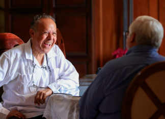 Sacerdote Juan Abelardo Mata: Me siento bien en Nicaragua El clérigo de Nicaragua asegura encontrarse bien y dedicado a la oración, a la lectura y también a la producción en su finca.