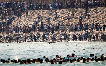 Suben a 72 los migrantes muertos durante la crisis en Ceuta La llegada masiva desbordó la capacidad de respuesta del enclave español