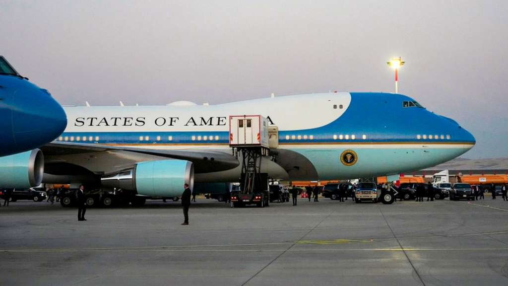 Donald Trump abandonó Turquía mediante una operación secreta ante temores de un supuesto ataque iraní.