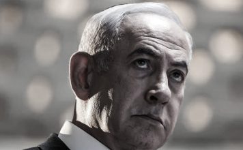 Abbas Aragchi: Netanyahu es una serpiente que engaña a sus “cómplices” Retrato en blanco y negro del primer ministro israelí, Benjamín Netanyahu.