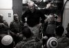 Tensiones entre Benjamín Netanyahu y las FDI en plena batalla electoral Benjamín Netanyahu junto a altos mandos militares israelíes durante una visita a soldados en la Zona de Seguridad del Líbano.