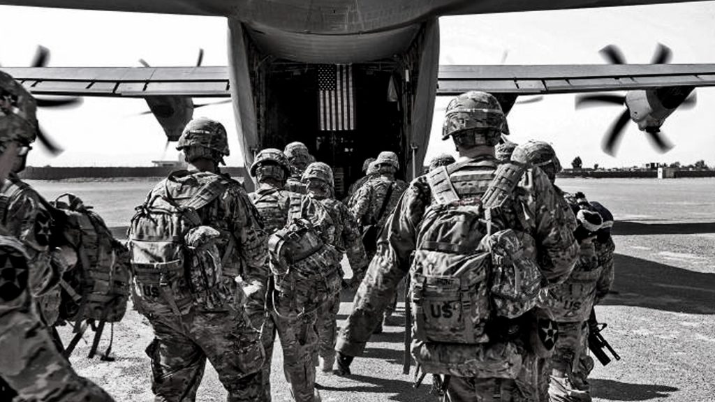 Tropas de Estados Unidos desplegadas en una base militar en Medio Oriente